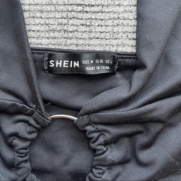 halter top 🥀 - Picture 4 of 6